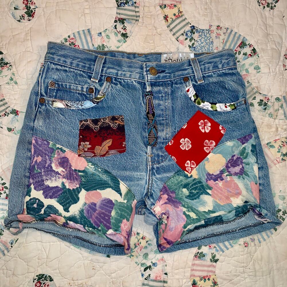 VINTAGE LEVIS 501's PATCHWORK QUILT PATCHED DENIM SHORTS